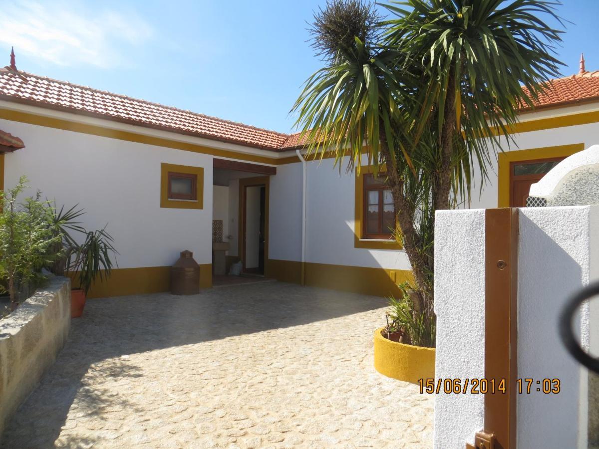 אספיניו Casa Da Avo, Campo Praia A 2 Kms Do Mar מראה חיצוני תמונה